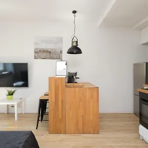 https://apartament-nowolipie.warsawhotelspoland.com